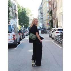 Kintobe Miles, Olive leaf