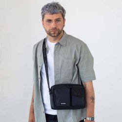 Kintobe Miles, Jet black