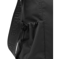 Kintobe Milo, Jet black