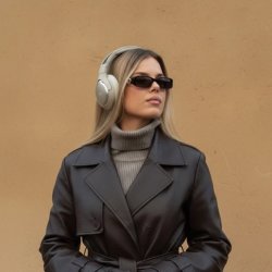 Soundliving Solar Over-Ear Hovedtelefoner - Beige