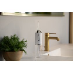 by Gaard Vandflosseren