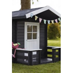 PLUS legehus m/terrasse ubeh. nåletræ 134x134+58cm