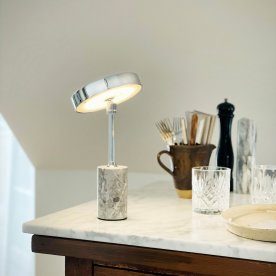 Dyberg Larsen Starlight Bordlampe, krom/marmor