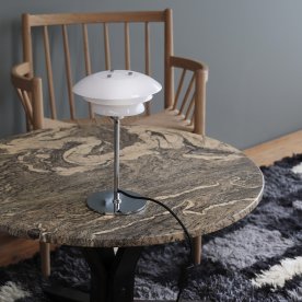 Dyberg Larsen DL20 Bordlampe, opal/krom