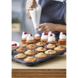 Blomsterbergs Muffinform med 12 rum