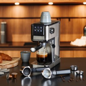 Hâws Espressomaskine stål/sort